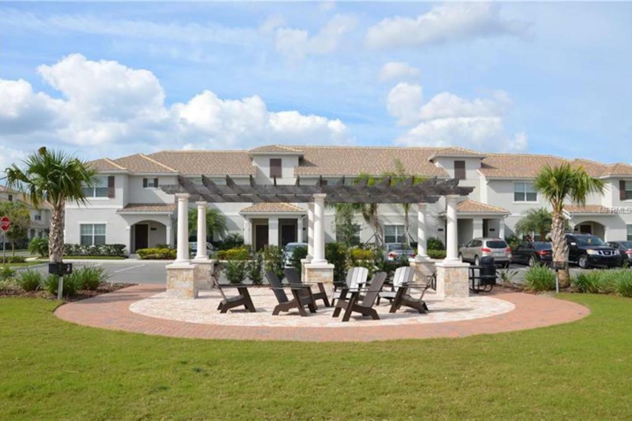 C - New 4 Bedroom Home - 5 Miles To Disney - Free Water Park - Private Pool Kissimmee Kültér fotó