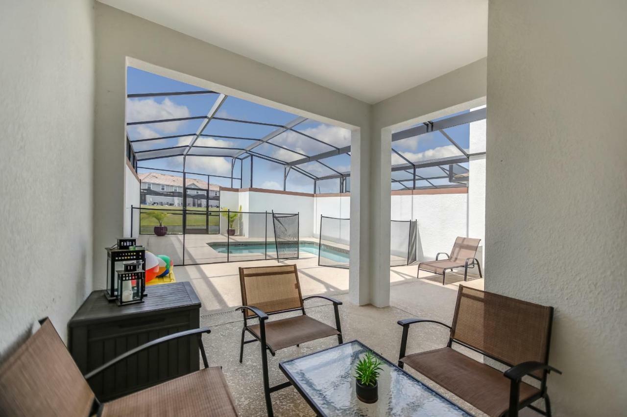 C - New 4 Bedroom Home - 5 Miles To Disney - Free Water Park - Private Pool Kissimmee Kültér fotó
