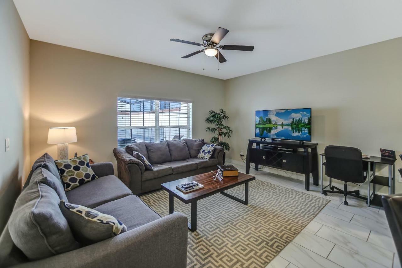 C - New 4 Bedroom Home - 5 Miles To Disney - Free Water Park - Private Pool Kissimmee Kültér fotó